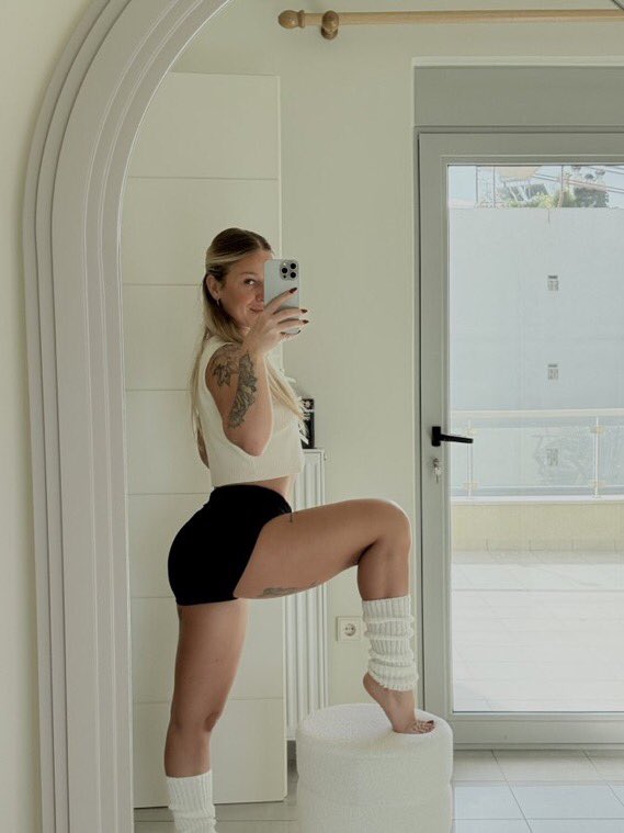 GoddessGabyy🖤 tweet media