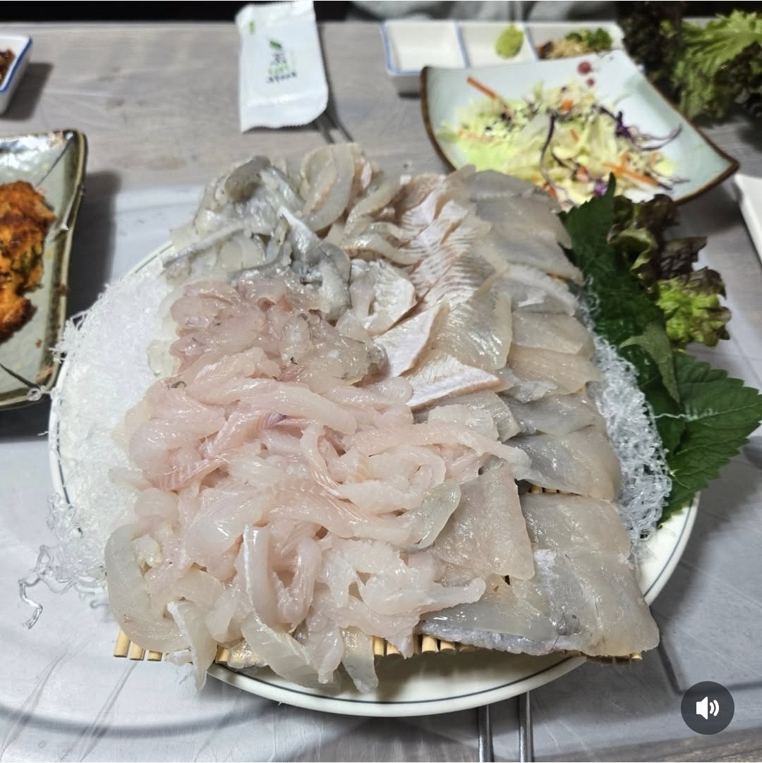 찬브 tweet media