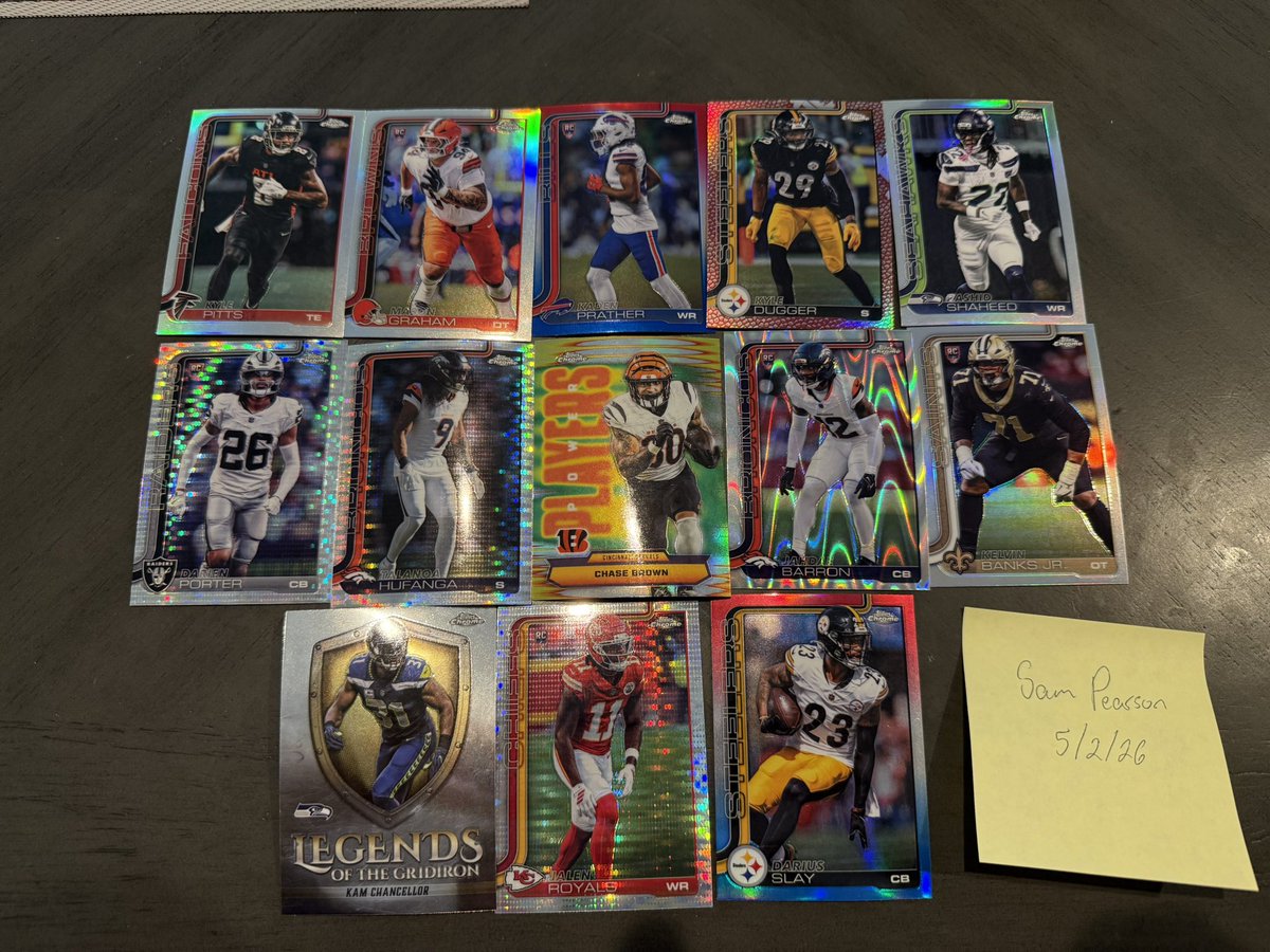 sam_pearson214's tweet photo. @cardboardbst Dak $35
Judkins $50
Dart $10

Second pic $4 each
Third pic $3 each
Fourth pic $2 each

BWE $2
BMWT $7

DM if interested https://t.co/xwhCp28Ltd