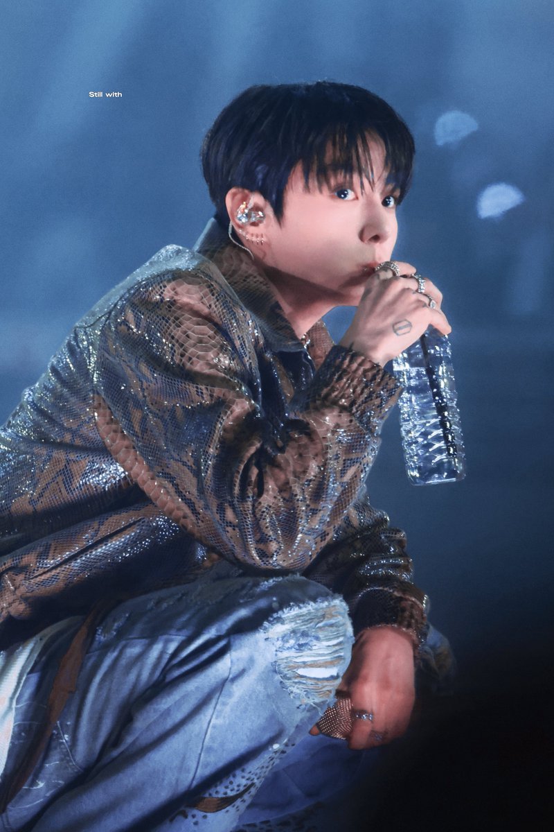 Stillwith_kJin's tweet photo. 🥤
 #전정국 #JUNGKOOK https://t.co/9oURmO4onB