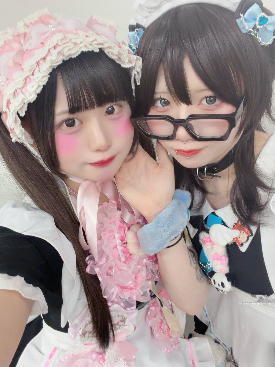 ♡おしらせ♡

5/23(土)にはにみちゅでララボトルゲスト出勤させていただきますっ♡卒業前ラストのララボトルにみちゅと一緒に入れてうれしよう|･ω･´))
初めての方も気軽に来ていただけると嬉しいですっ( • ̀ω•́  )✧