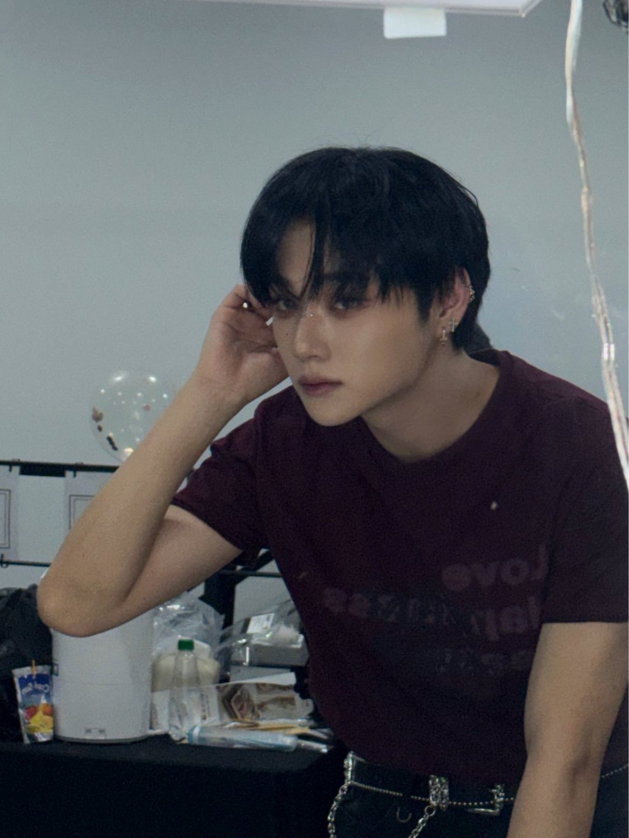 랑 tweet media