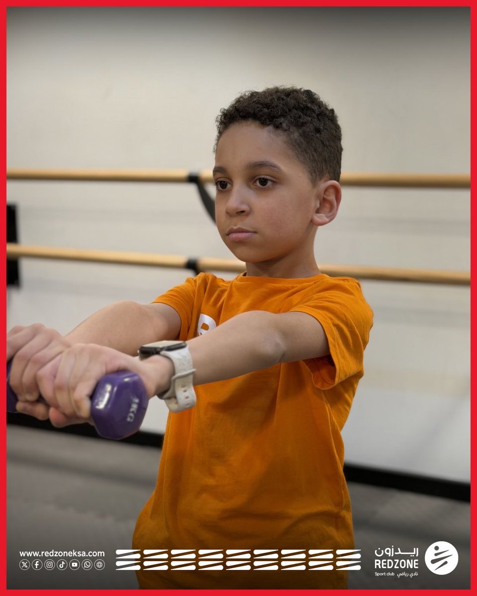 RedzoneKSA's tweet image. كل يوم يكبر شعورنا بالفخر مع تطورهم الواضح 💪
#MuayThai
#Kickboxing
#Taekwondo
#Karate
#Gymnastics