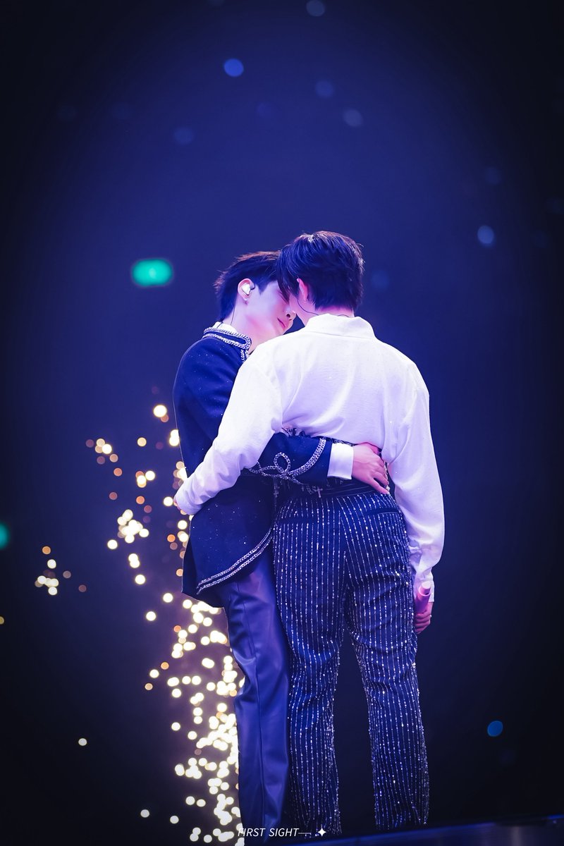 𝘍𝘐𝘙𝘚𝘛 𝘚𝘐𝘎𝘏𝘛── .✦ tweet media