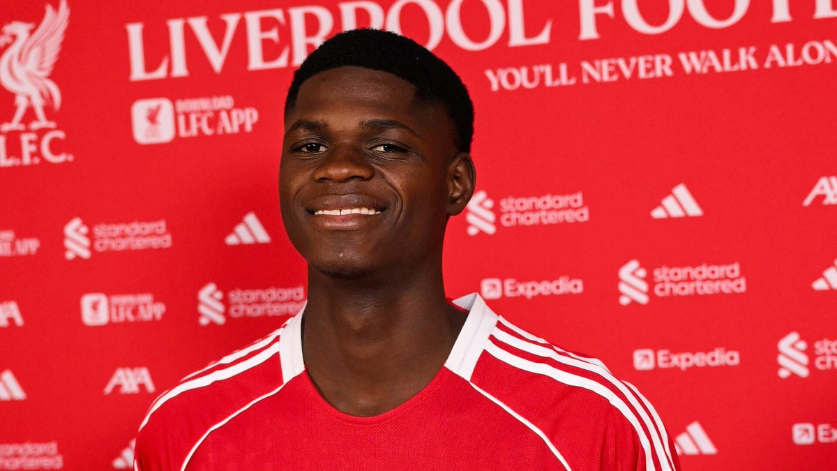 Anfield Edition | æ tweet media