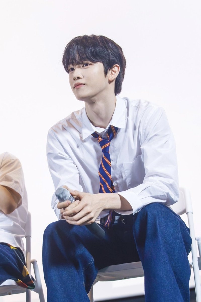 썬릿 tweet media