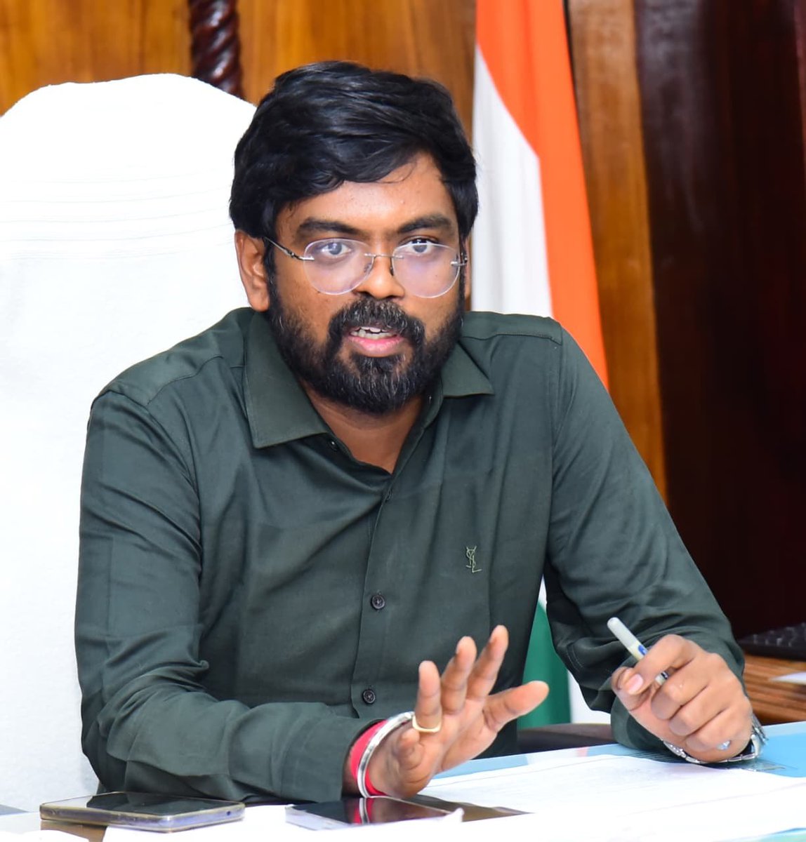 Collector, Krishna tweet media