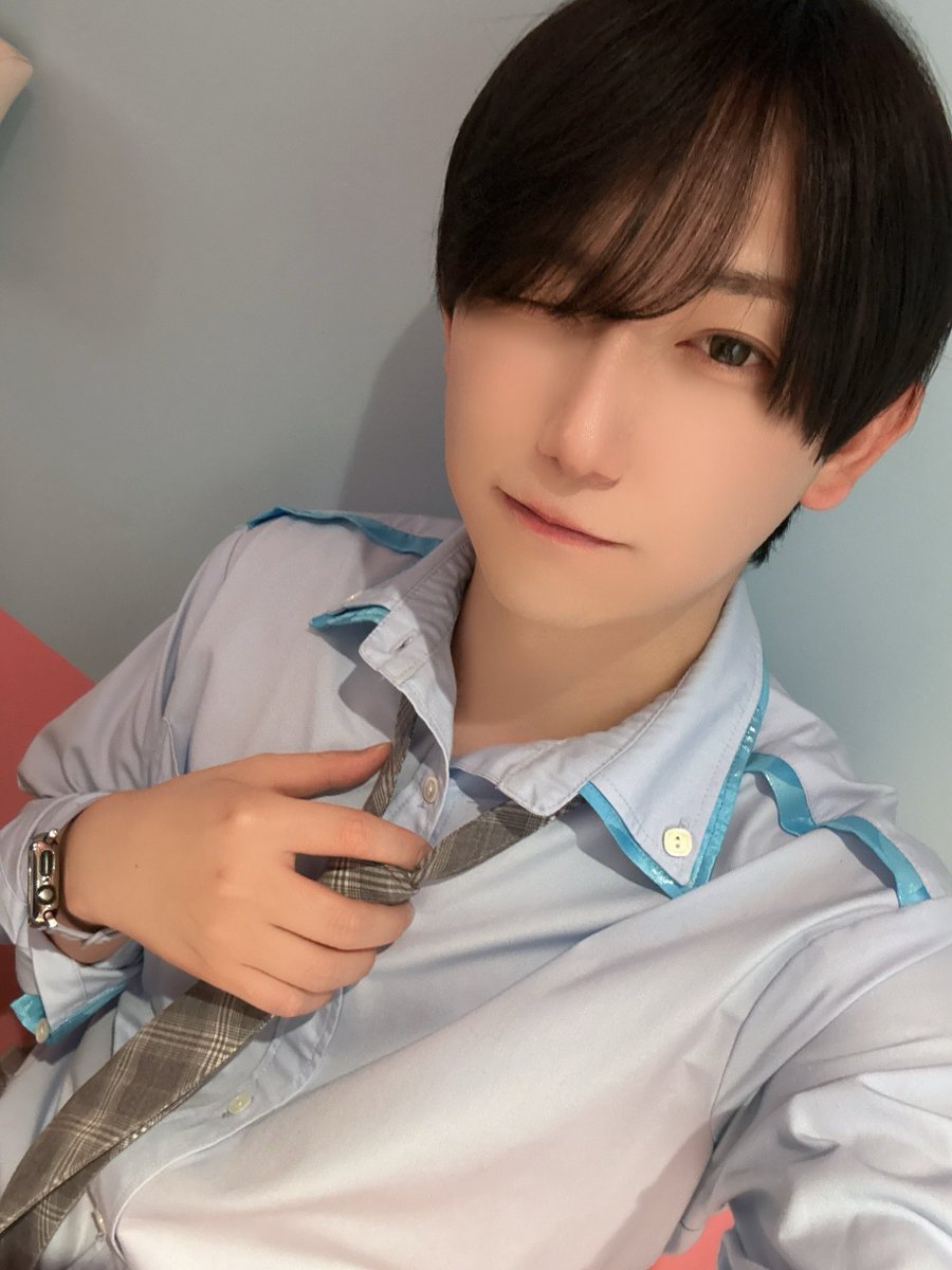 六月とあ tweet media