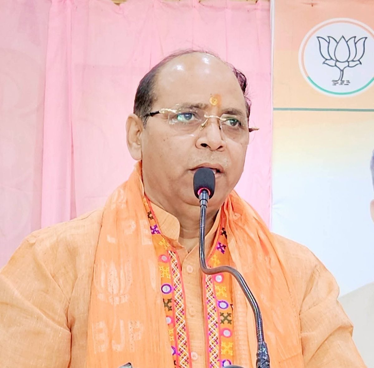Satendra Shishodia (मोदी का परिवार) tweet media