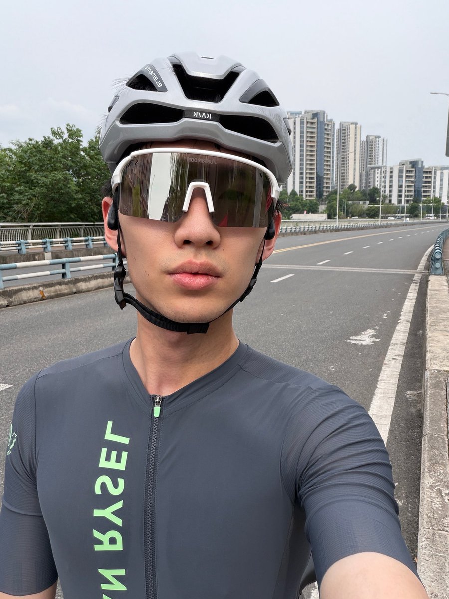 没有姓名 tweet media