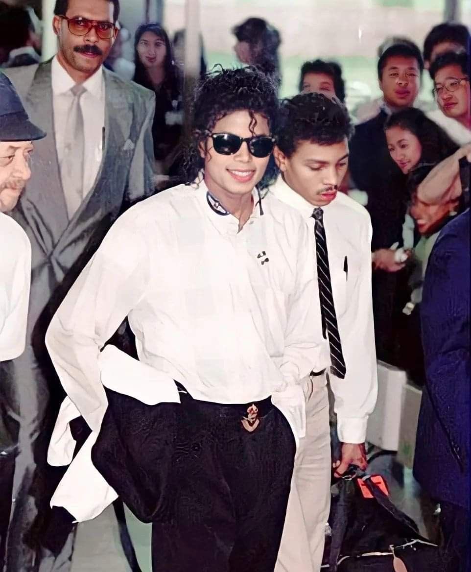 19870909 NRT 

#마이클잭슨 #MICHAELJACKSON #マイケルジャクソン