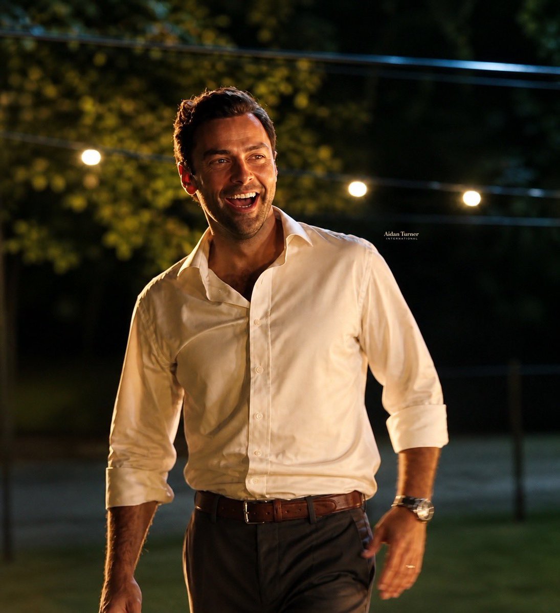 FrancineDupre's tweet photo. Aidan Turner 
Fifteen Love Glenn 
Coming soon in France on France TV May 22nd 
My new portraits 
No disrespectful watermark on his body 
#Aidanturner #Fifteenlove #Glenn #Aidanturnerinternational https://t.co/NGeUpOklfO