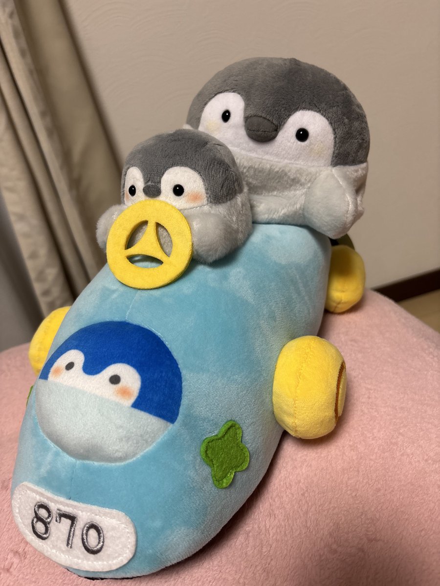 🐧「前の車を追ってく〜ださい！🍀」
🚕「わかったよ〜🍀」