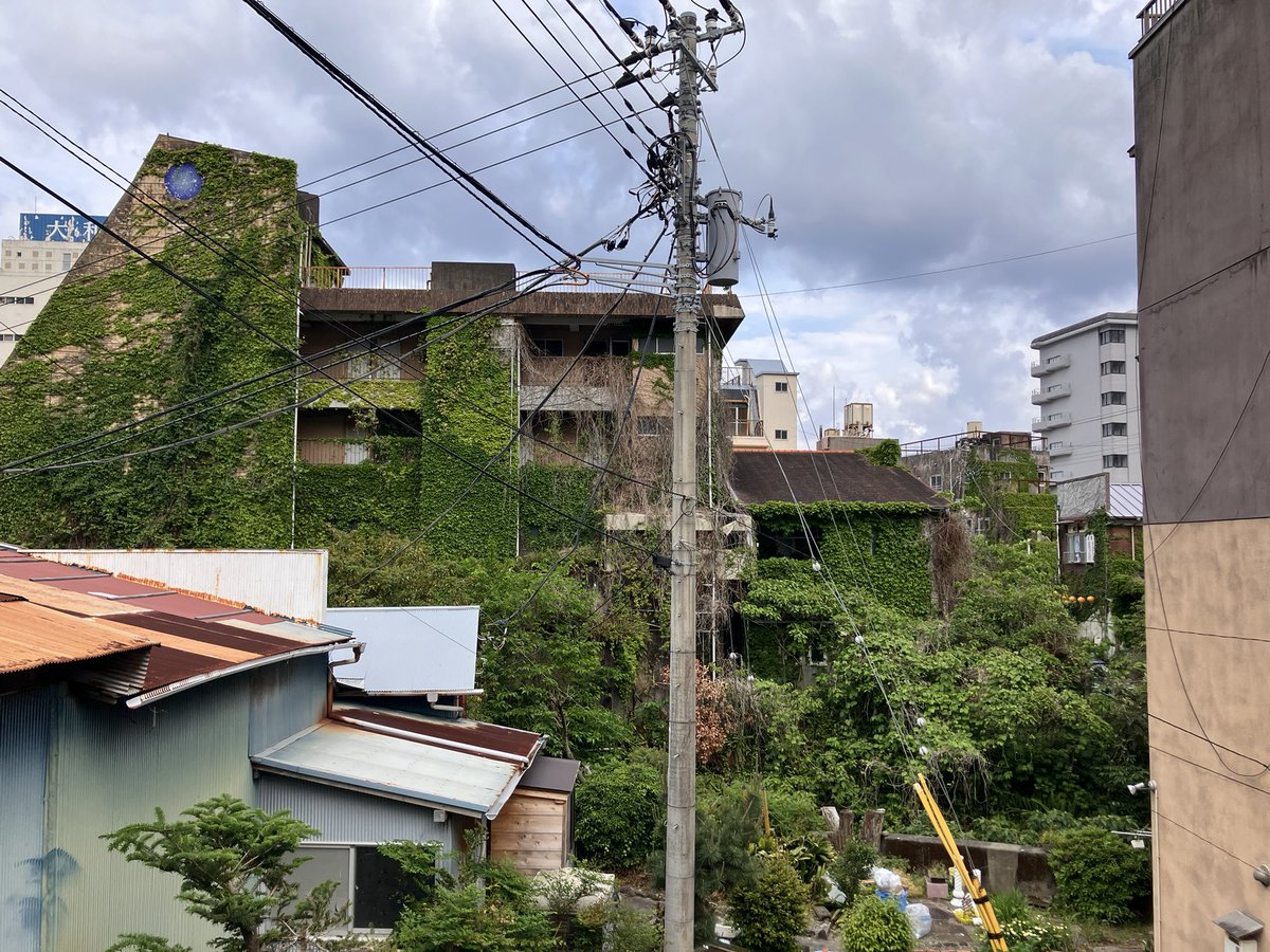 しおやてるこ tweet media
