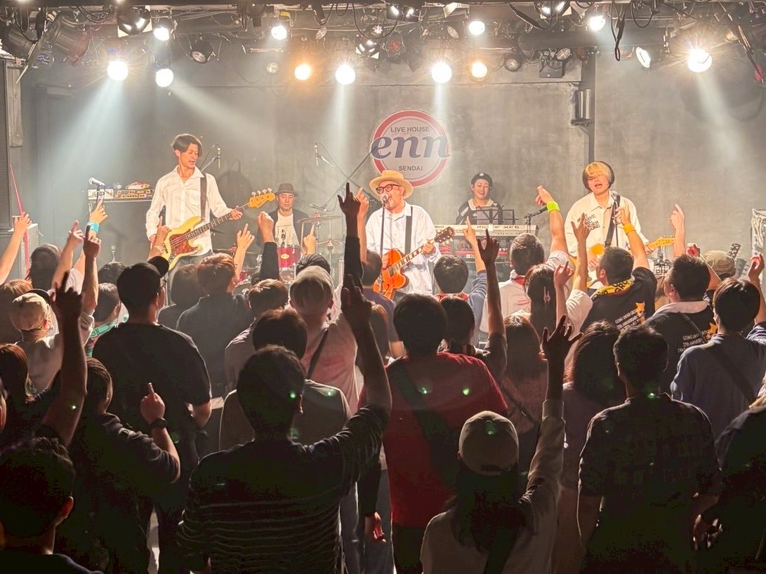 nakaza_nkz's tweet photo. GOING UNDER GROUND「WE ARE LUCKY」ツアー初日仙台ありがとうございました！
2日で２杯のそば神も堪能し、GWにも関わらず集まってくれた皆様のおかげで素晴らしいツアースタートを切れたよ！
今週はしばし休養に充てて次回名阪ステージに備えます😊

ばいなら。 https://t.co/1dhyPelFDp