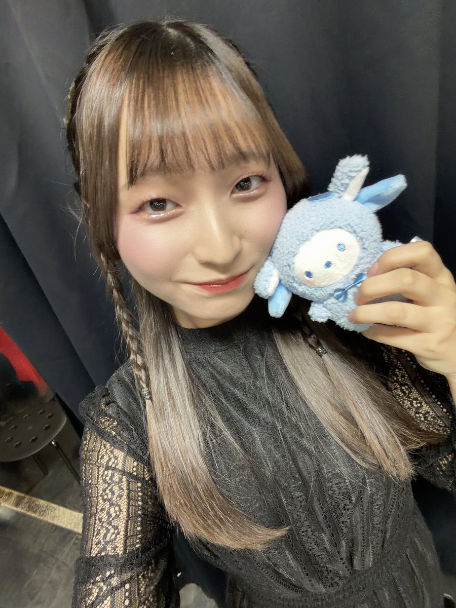 載せきれなかった写真！
そして、お花ありがとうございます！ 
さっき宣言したので好きを載せます。ポチャッコくんです。

#maruxenon