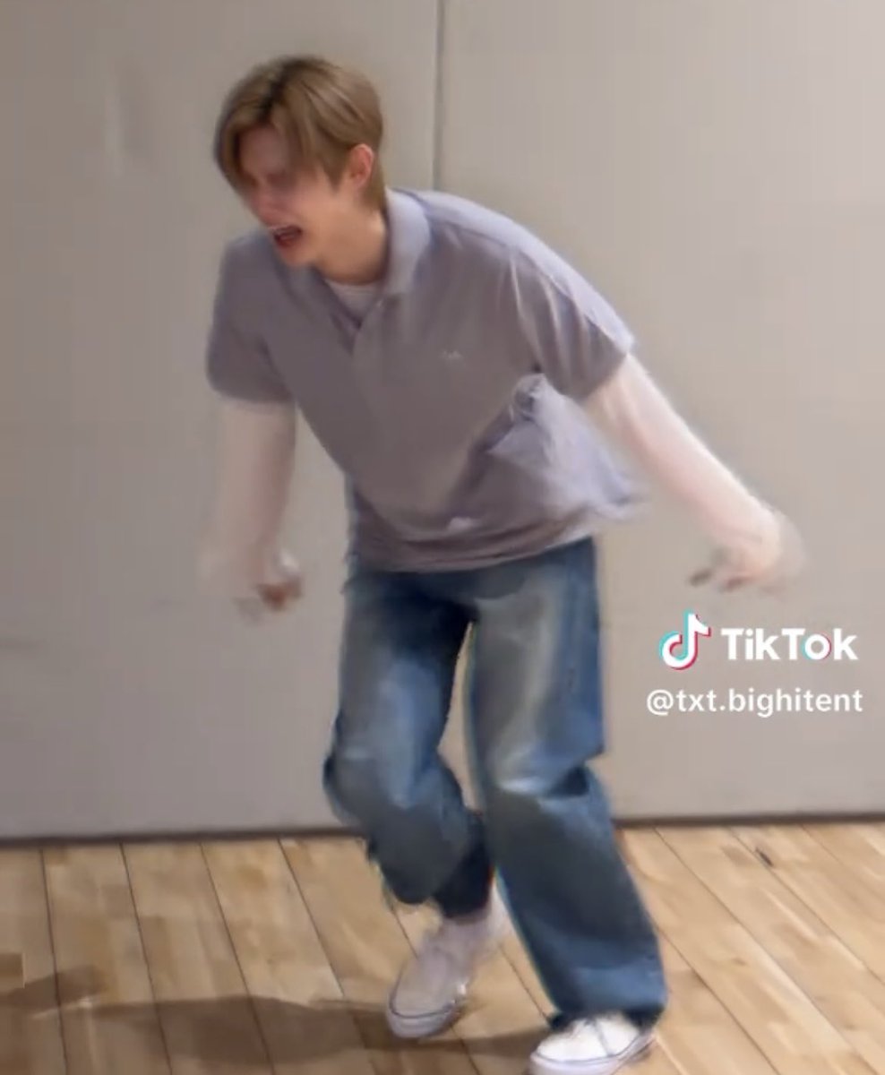 silly yeonjun tweet media