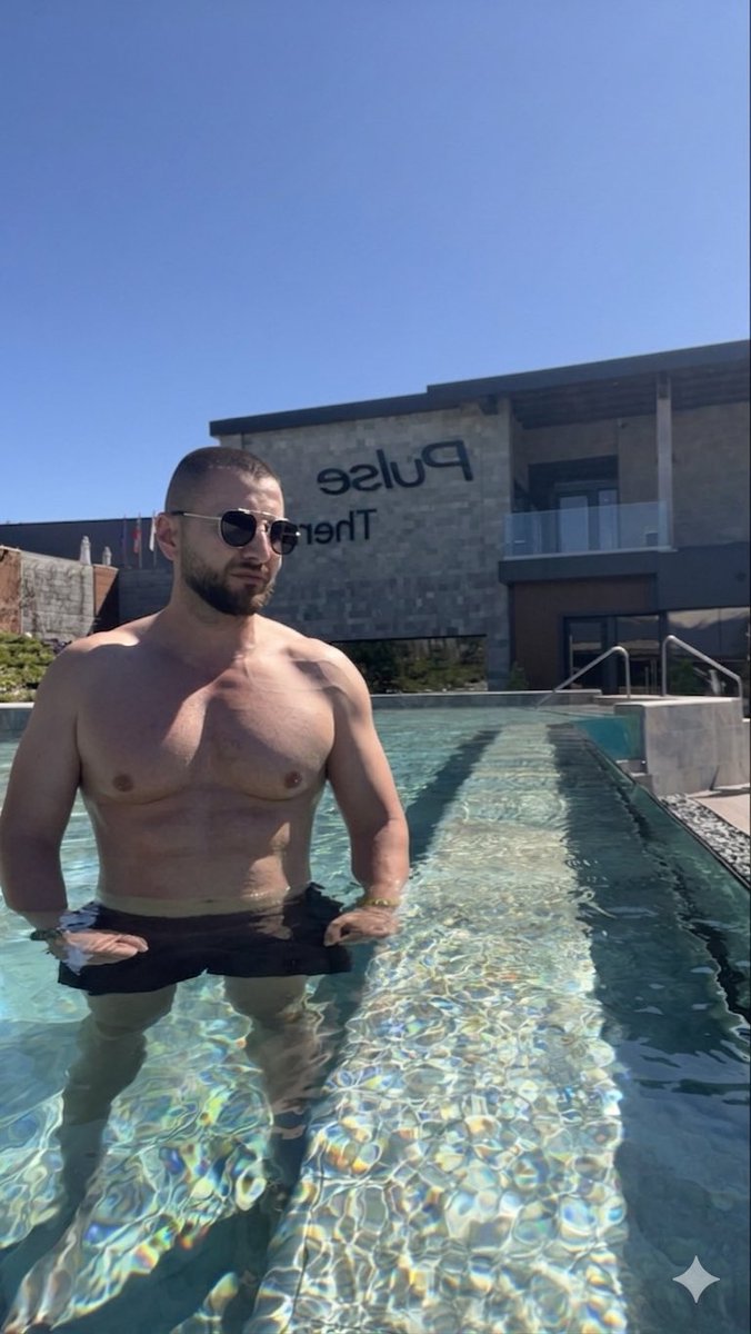 HristoGaydarov's tweet image. #pool #poolparty #thermebanya #pulse #spring #fyp #fouryou #body  #forest