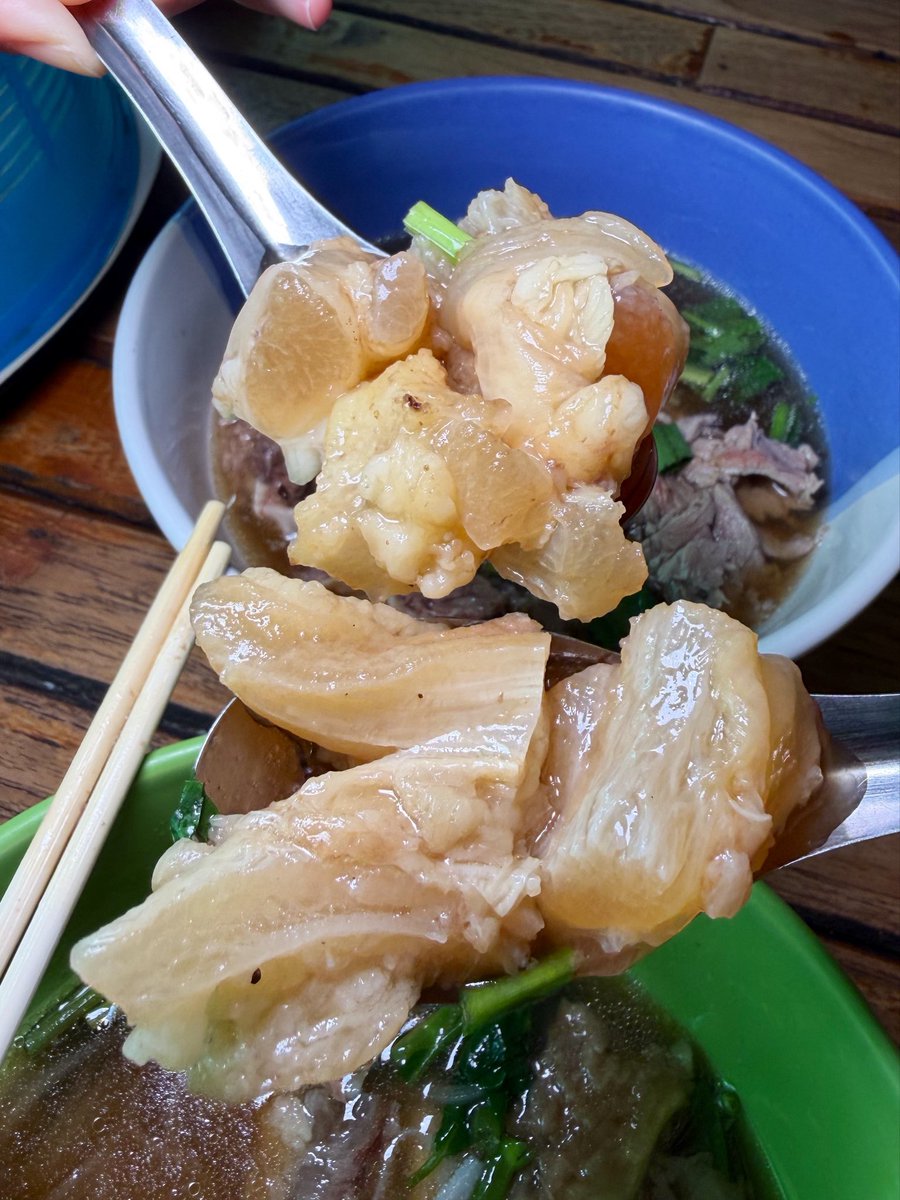 ไปทุกที่ที่มีของอร่อย EATWITHPANIDA อีทวิธพนิดา tweet media