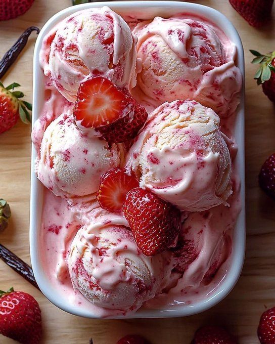 Dessert Diaries tweet media