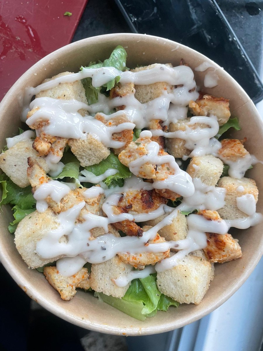SobayoDeborah's tweet image. Happy new week guys, 9-5ers send me DM to make something healthy on a budget for you.
#healthyfood #officelunch #order
