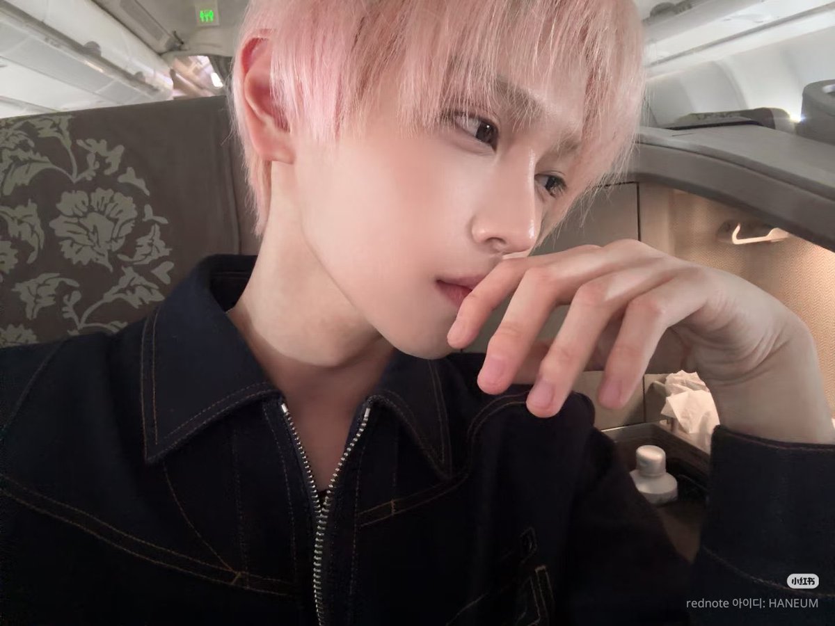 뮨.. tweet media
