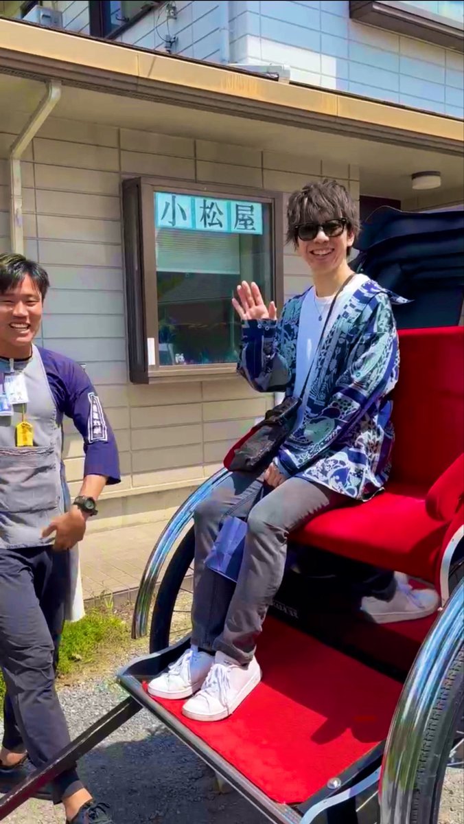 一週間経っちゃったけど
先週鎌倉に行きまして
人生初の人力車に乗りました
風が気持ちよかった！！！
人力車のおにいさん面白かった！