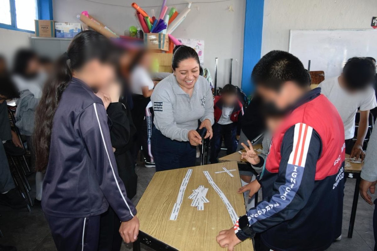 Hoy_informativo's tweet image. 🏫🛡️ Cholula refuerza seguridad en escuelas contra el acoso escolar 👧👦
#Cholula #SeguridadEscolar #Prevención #NoAlBullying #InfanciaSegura

hoyinformativo.com.mx/tonantzin-fern…