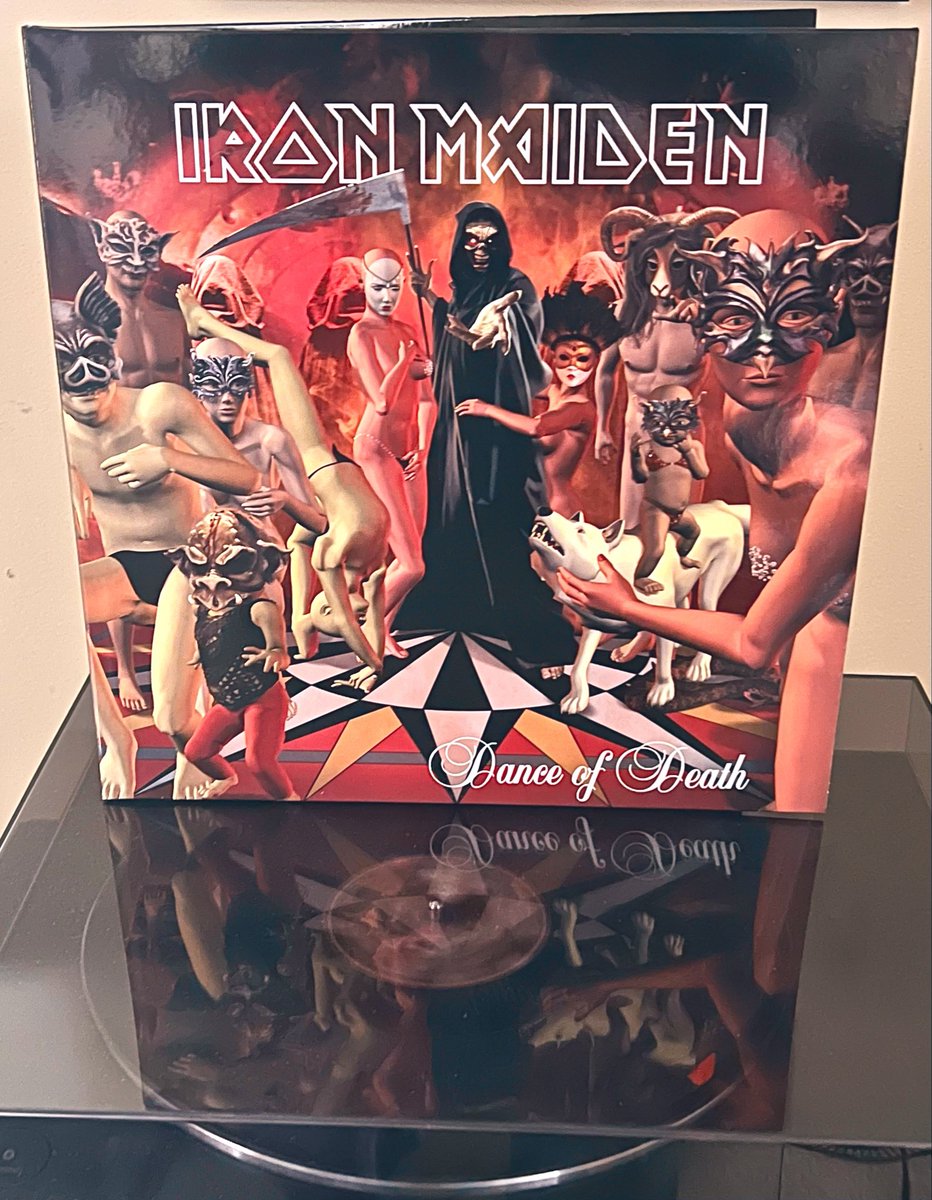 RockMetalManiac's tweet image. #NowPlaying #IronMaiden #DanceOfDeath #PhysicalMusic #Vinyl