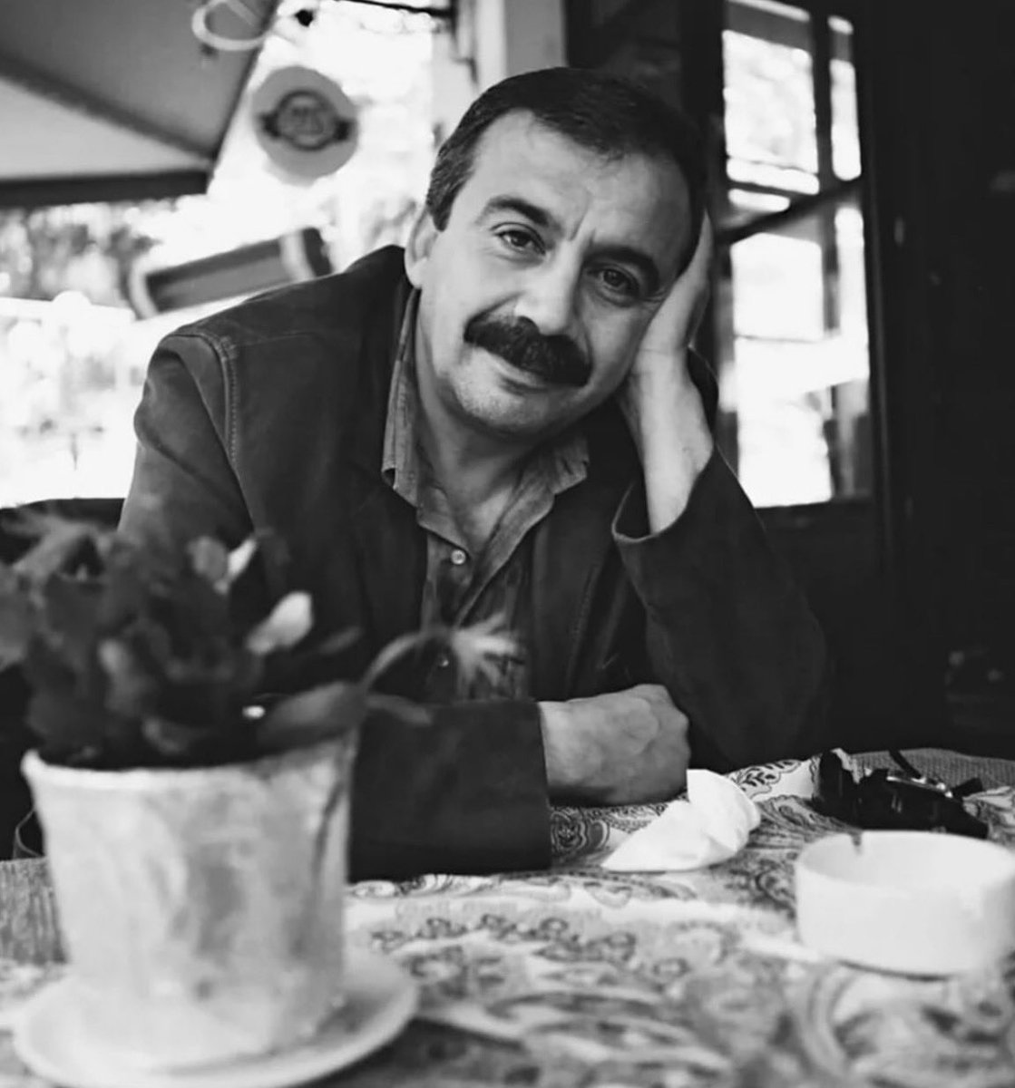 kafein bağımlısı tweet media