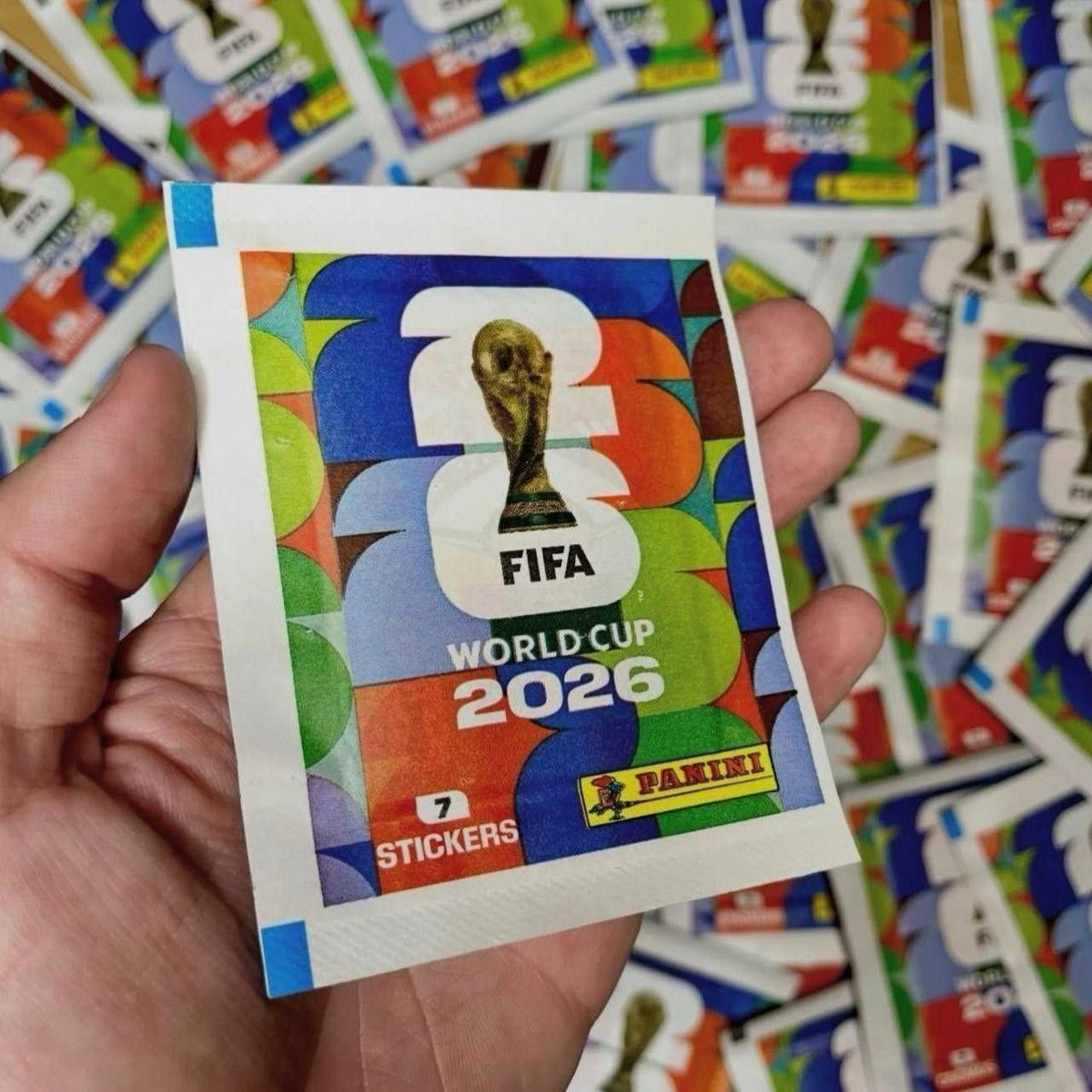 PromocaoPraVoce's tweet photo. 🔥 TÁ VALENDO MUITO A PENA 

🏆 Kit 140 Figurinhas Do Álbum Copa Do Mundo 2026 - 20 Envelopes

⛔️ De R$ 140
✅ Por R$ 126
(R$ 6,30 cada pacote) 

🏷️ Cupom: DOMINGONOMELI

🛒 https://t.co/NcdbT9LBHF https://t.co/LKuoxLD4Ml
