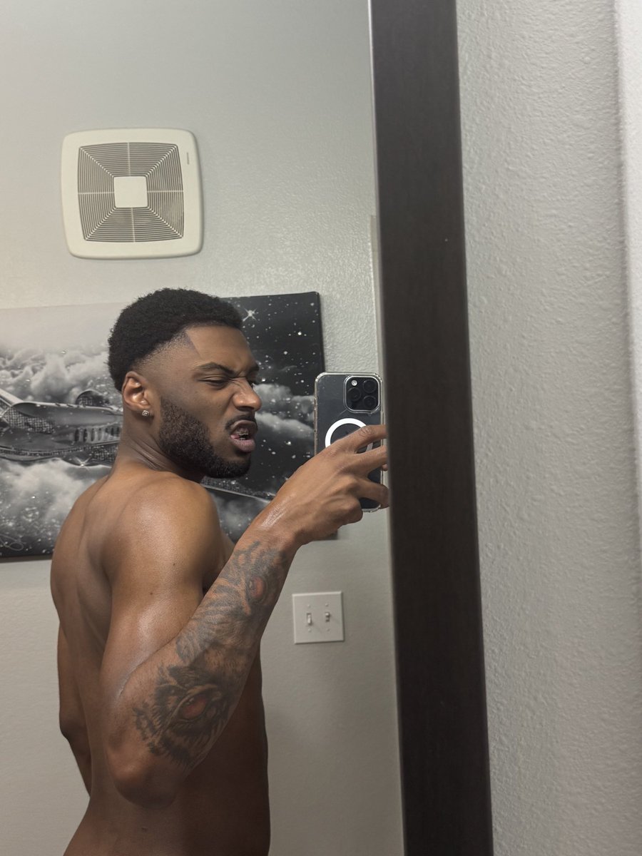 niggas desire. tweet media