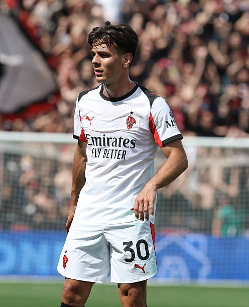 Milan Posts tweet media