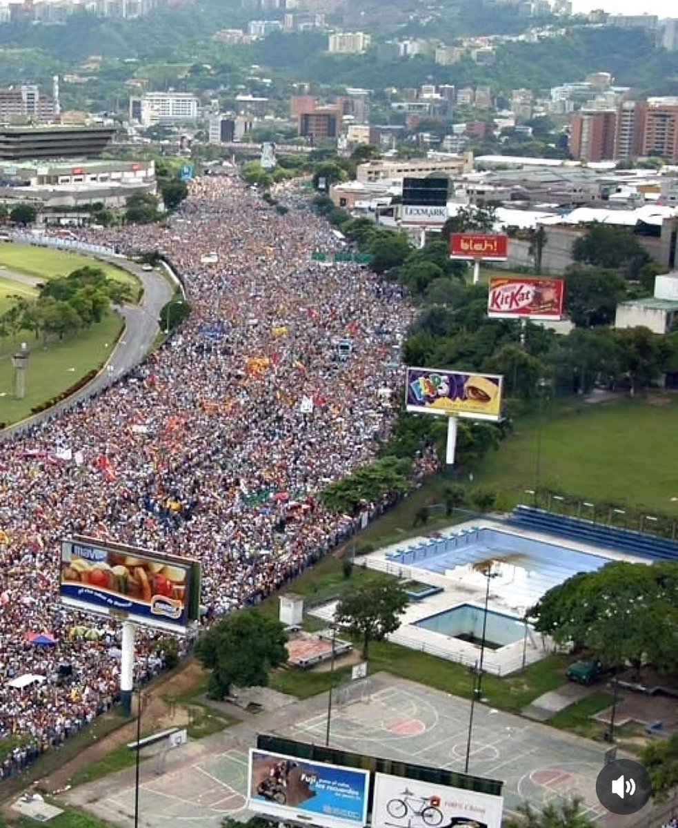 TuVzla tweet media