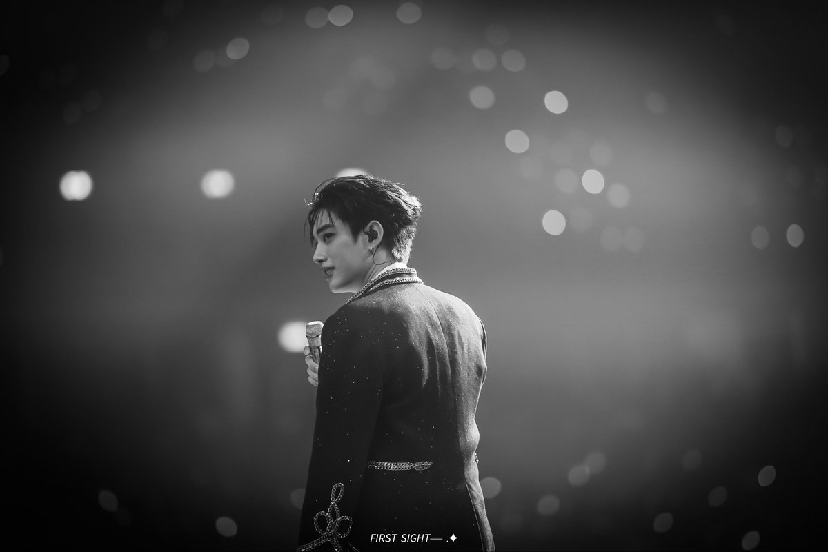 𝘍𝘐𝘙𝘚𝘛 𝘚𝘐𝘎𝘏𝘛── .✦ tweet media