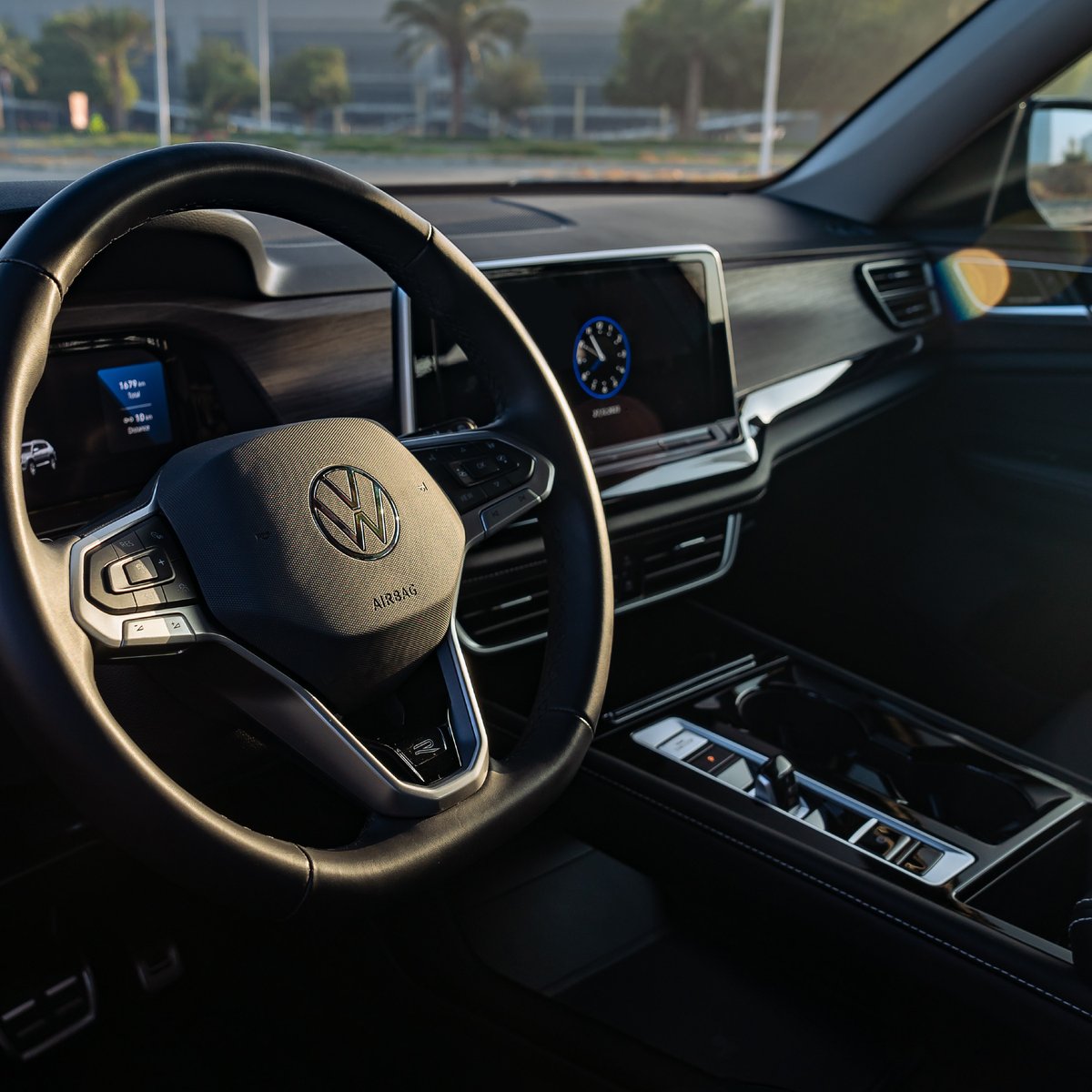 VWSaudi's tweet photo. مساحة تتسع لكل تطلعاتك​.
تيرامونت 2026 راحة تغمرك من أول قيادة.

#فولكس_واجن #فولكس_واجن_السعودية #ساماكو_للسيارات ​#تيرامونت ​
#volkswagen #volkswagen_Saudi ​#Samaco_motors #Teramont https://t.co/5Pc1JiR7tA