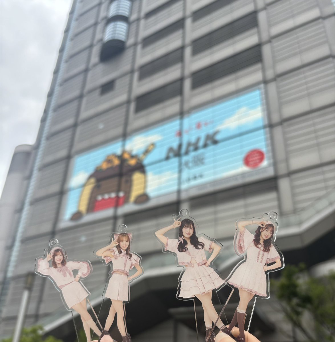 しお tweet media