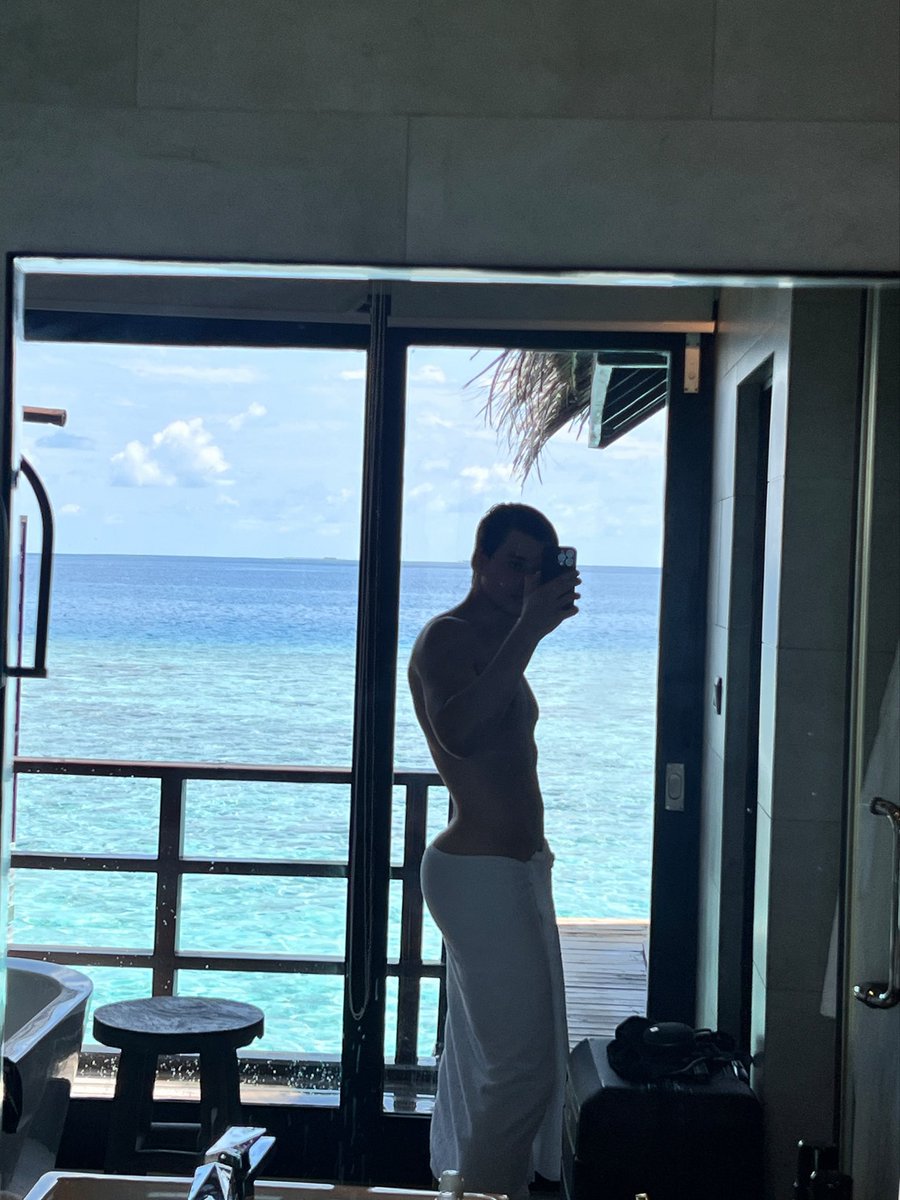 andy tweet media