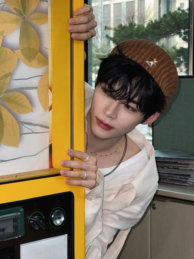 Hanbin. tweet media