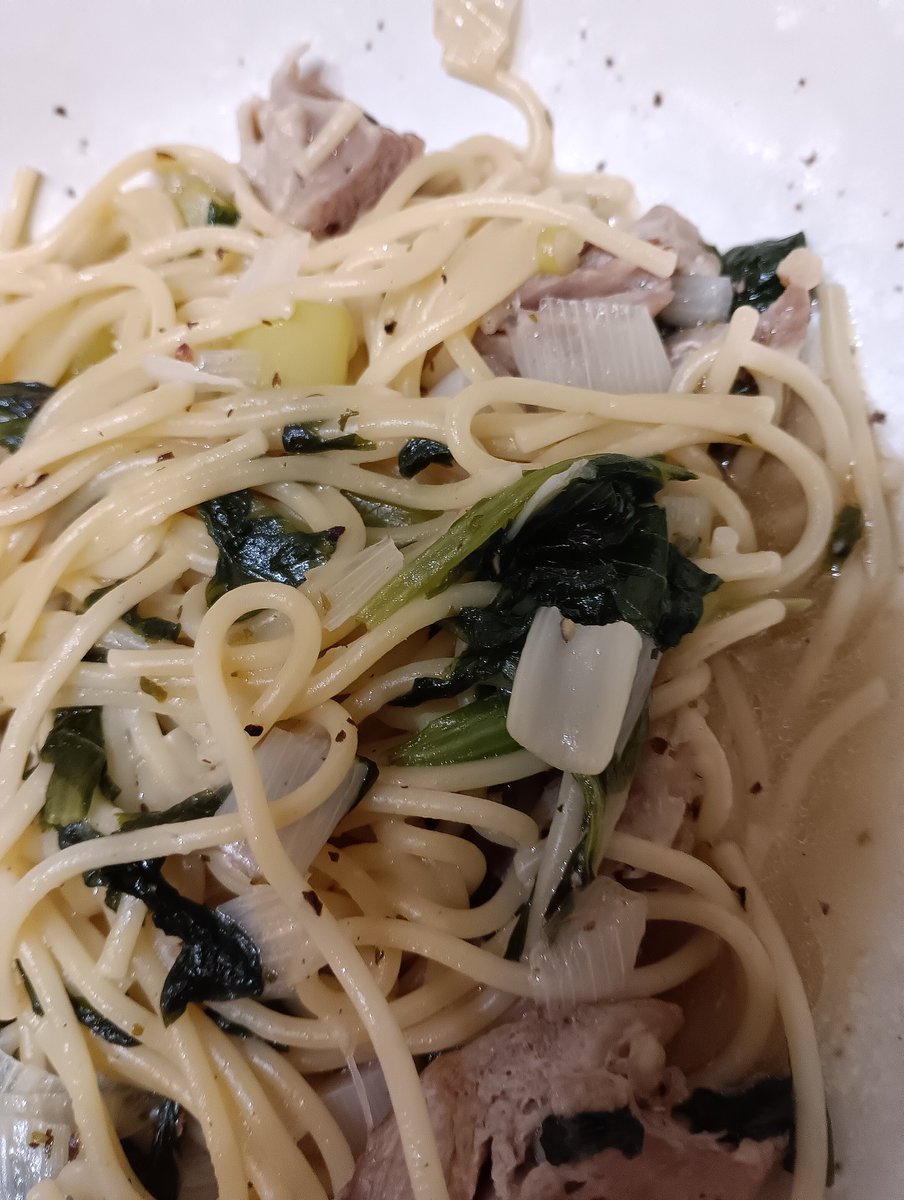 ChihiroMorishi's tweet image. 焼き鳥のパスタ

#yakitori #pasta #cooking
