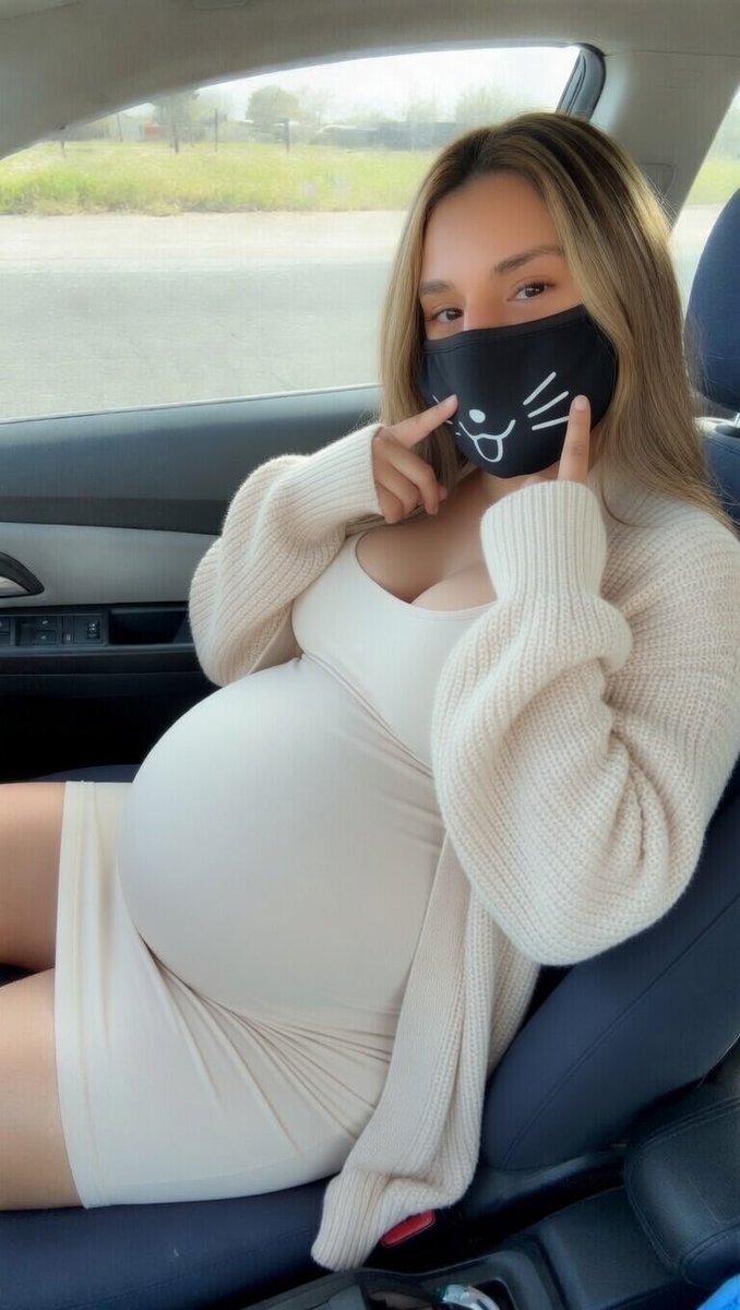 Aliukpp's tweet image. Spring outfit 🐣

#pregnant #pregnantbelly #pregnancy #pregnantgirl #motherhood #thirdtrimester #maternity