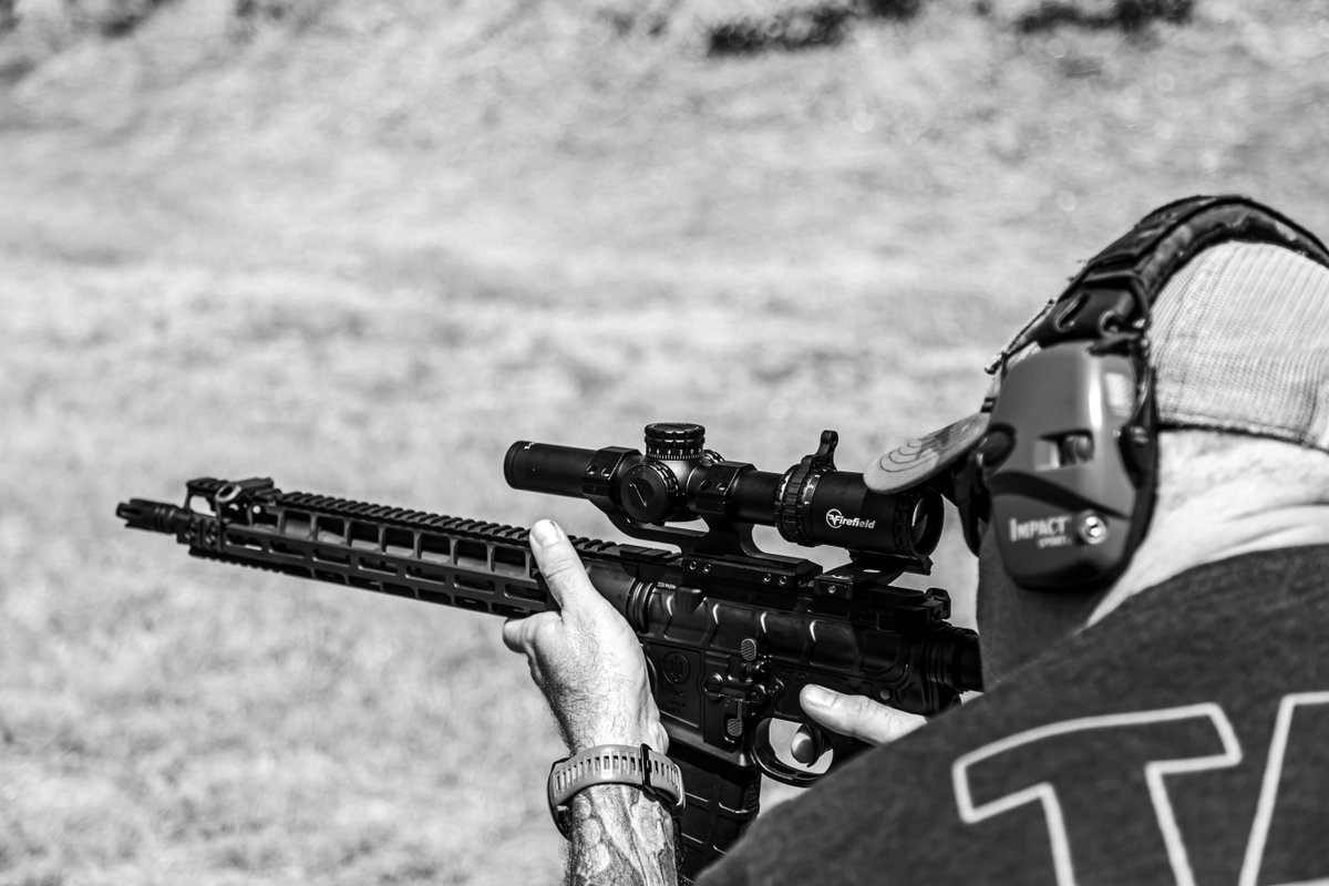 FirefieldTM's tweet photo. Dial in your shot and own every distance with the Firefield RapidStrike 1-6x24 Rifle Scope. If you want clarity, speed, and confidence on every trigger pull, this is the upgrade worth grabbing. https://t.co/TqDcUDLm1Q