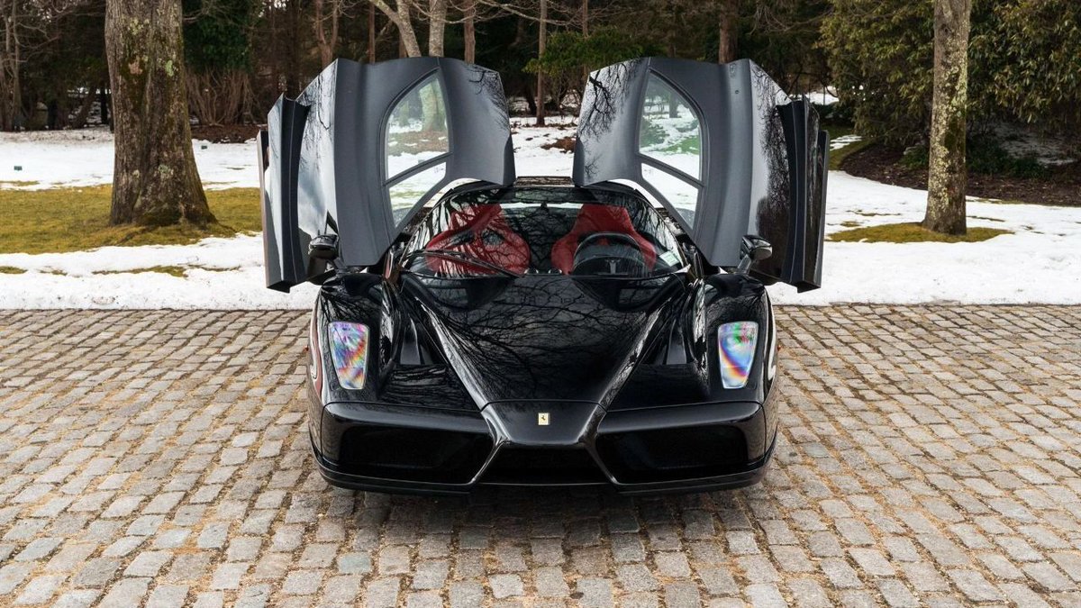 Retromania4ever's tweet image. ✅⬜🟥 2003 #Ferrari Enzo