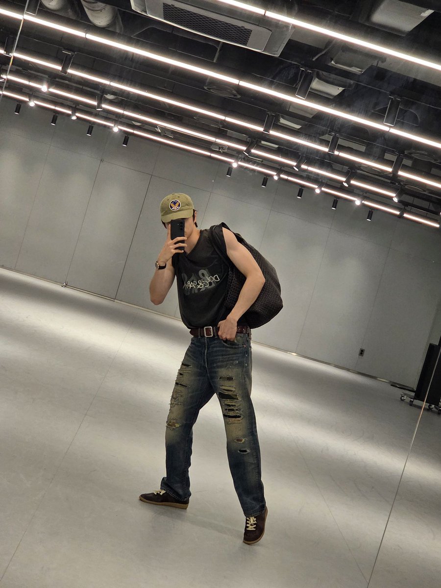 riize archive tweet media