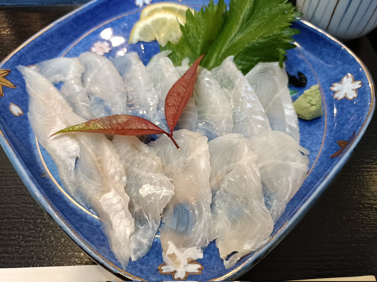くらなな tweet media