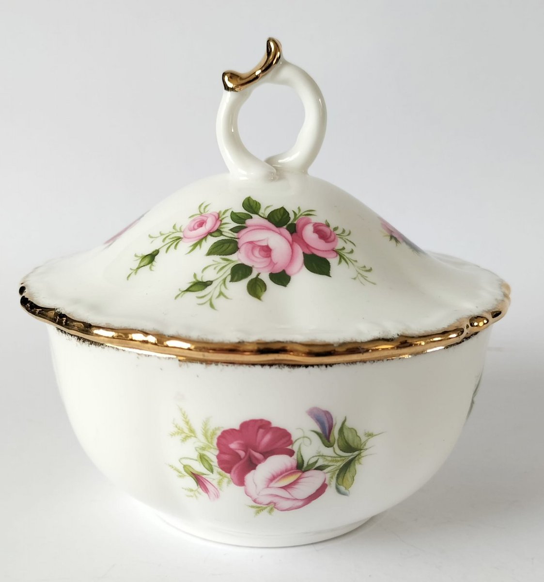 nivagcollects's tweet image. #giftideas and reduced in price for today only 
Royal Albert Flower of The Month Series
Powder Dish and Lid
nivagcollectables.co.uk/p/3638