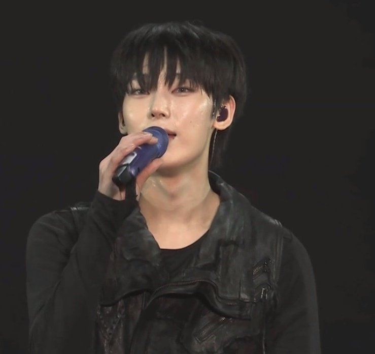 To my favorite duo: thank you for always working so hard. Seeing Sunghoon and Sunoo shine on stage makes me so proud. You deserve the world! Please eat well and rest well today. ♡