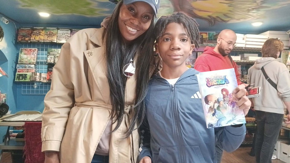 Varaydein's tweet photo. Big thank you to First Aid Comics!!! Always being super supportive of comic book creators Sold out of copies of my book!!! Felt great connecting with new fans and seeing old faces.
I'm happy to celebrate Free Comic Day with you all!
#FCBD #freecomicbookday #firstaidcomics https://t.co/2KmZMS1zJu