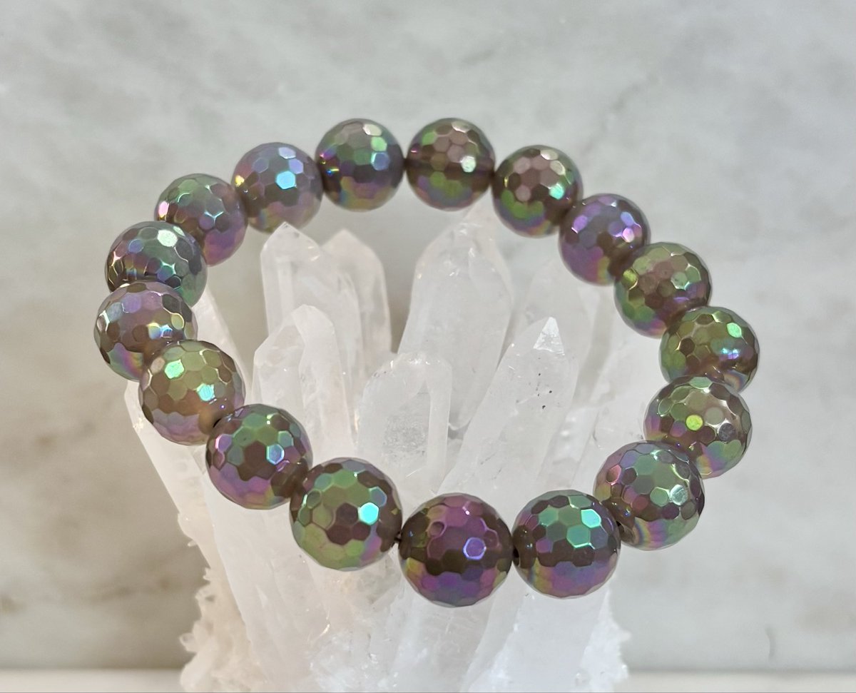 Wicked_Fabulous's tweet image. For glam? The GLAM collection just launched at Wicked Fabulous! #glam #bling #hollywood