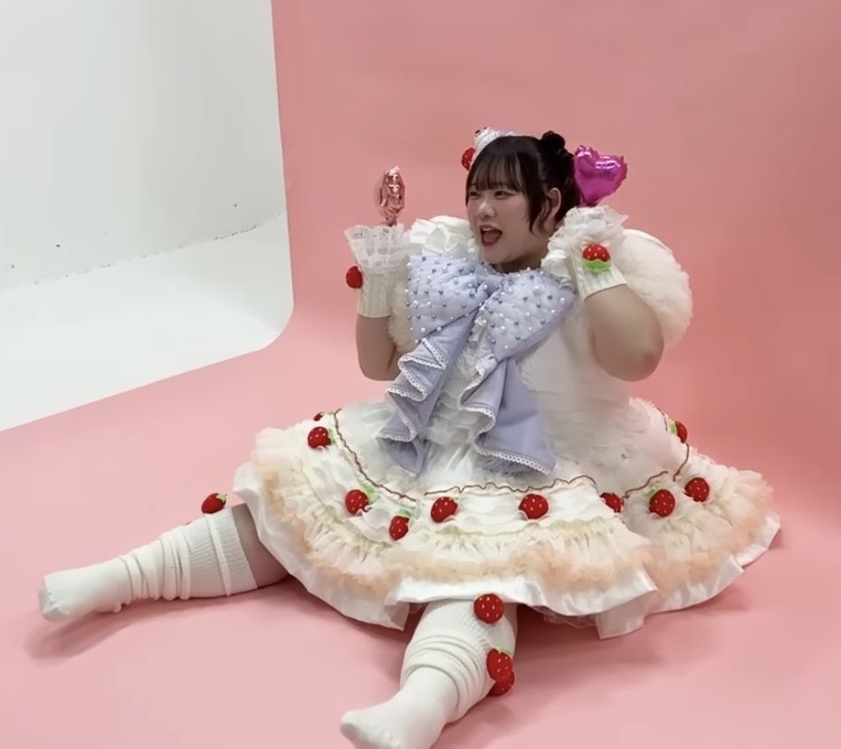 あまりにも赤ちゃんすぎる〜😭
かわいすぎている〜😭
たくさん撮った写真がもったいないのでもし良かったらトレカも出してくださいとってもお願いします🥹🥹🥹🥹💜🩷

 #びっくえんじぇる 
 #もえのにもえもえ 
 #ジュリジュリにわかってほしい